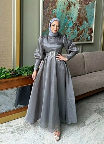 #tesetturabiye #kiralikabiye gri taşlı kemerli abiye elbise 