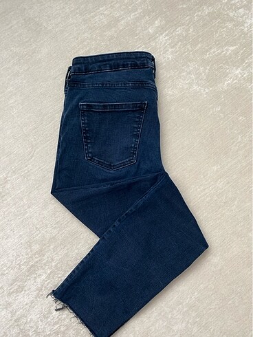 28 Beden Zara Jean