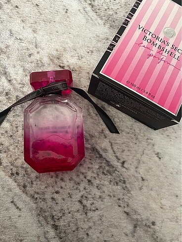  Beden victoria secret bombshell