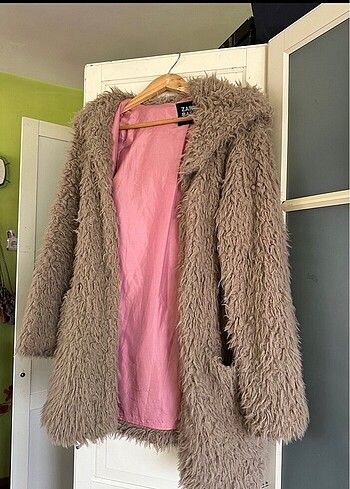 ZARA peluş mont