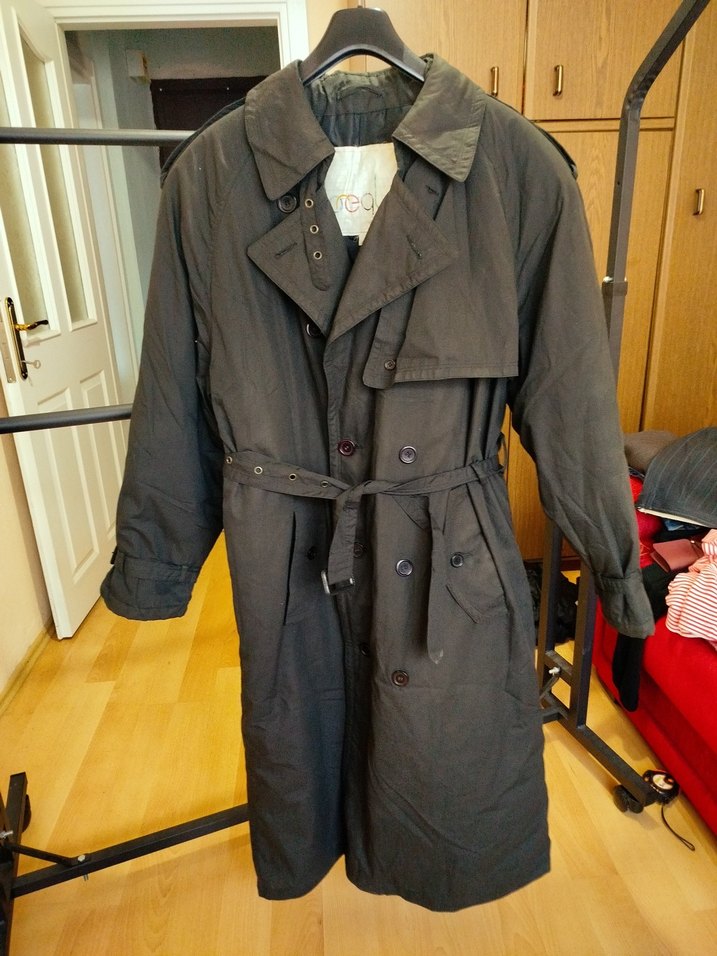 Yeni gibi çok hafif ama çok sıcak tutan yanları, içi cepli - Görsel 3