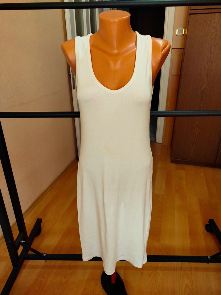 Yeni gibi çok rahat çok tatlı triko elbise boy 100 cm - Görsel 5