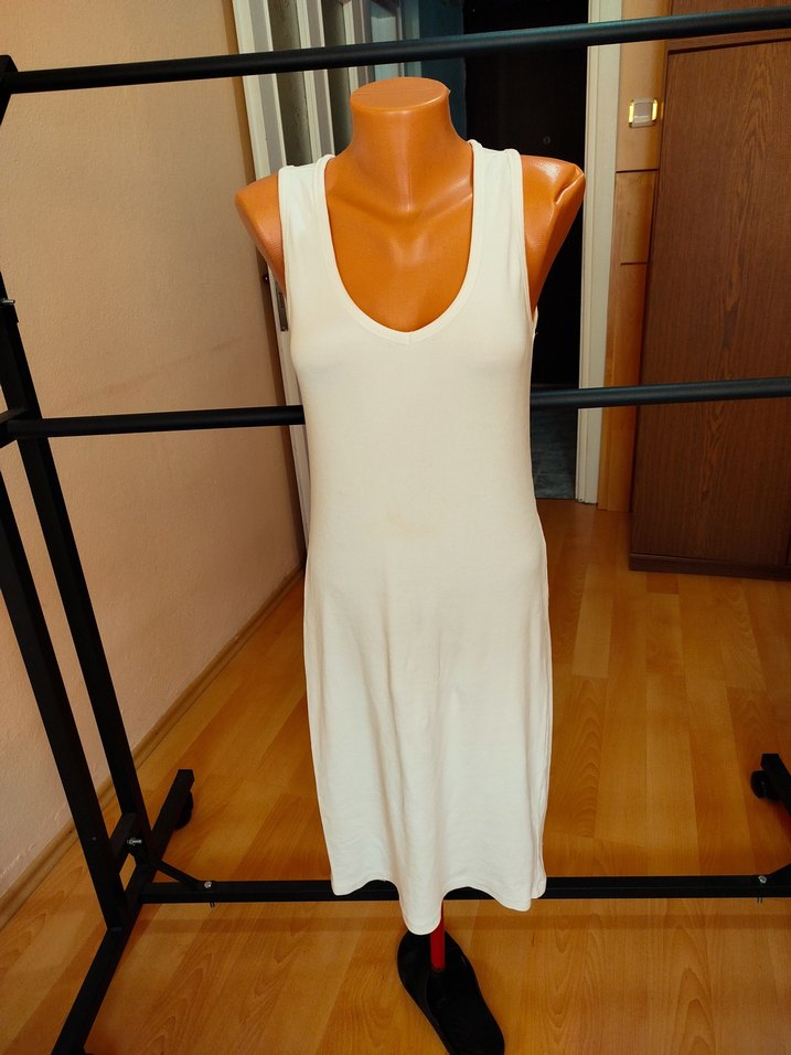 Yeni gibi çok rahat çok tatlı triko elbise boy 100 cm - Görsel 2