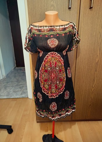 Sıfır çok zarif çok tatlı beli lastikli, yanları yırtmaçlı plaj - Görsel 4