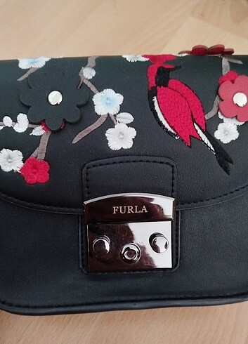  Beden siyah Renk Yeni orijinal Furla çanta 18x14 cm boyut