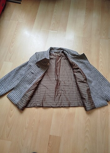 m Beden Yeni gibi çok iyi durumda kaban boy 62 cm iki koltuk arası 50 cm