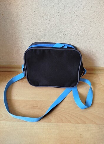 İbag marka erkek çocuk beslenme çantası çok iyi durumda 25x20 cm - Görsel 2