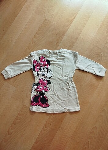 Yeni gibi çok şık kız çocuk elbise 24-36 ay için. boy 44 cm iki