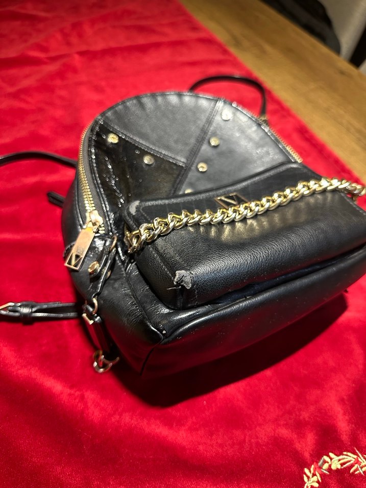 Victoria secret Siyah Deri Sırt Çantası - Görsel 3