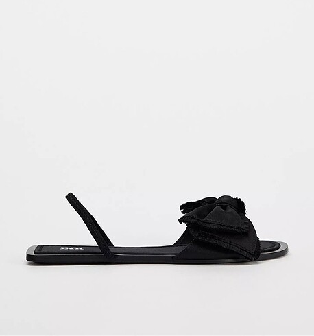 Zara Zara fiyonklu terlik sandalet