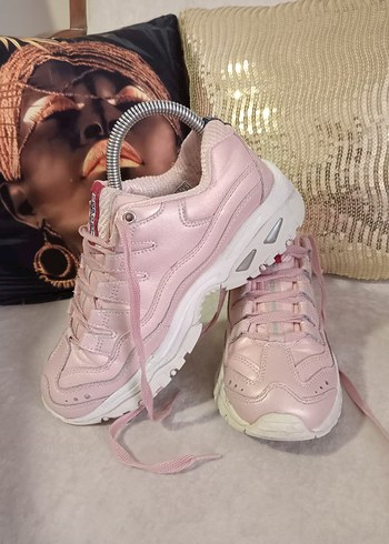 36.5 orjınal Skechers Pembe Bağcıklı Spor Ayakkabı
