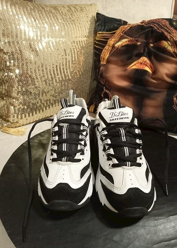 Skechers 38 orjinal skecers spor ayakkabı