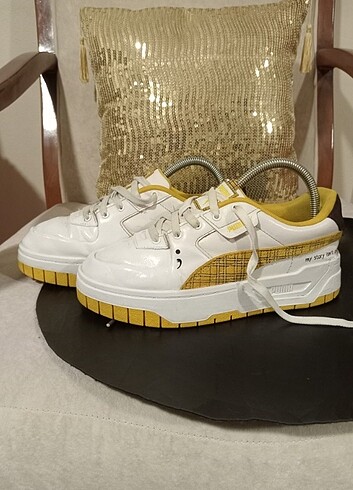 39 Beden 39 orjinal puma spor ayakkabı