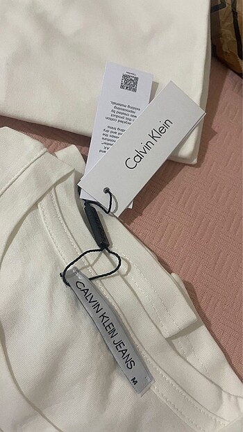 Calvin Klein ??CK TŞÖRT????