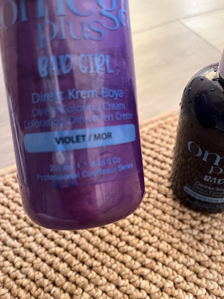 Gece mavisi ve Violet Mor saç boyası - Görsel 3