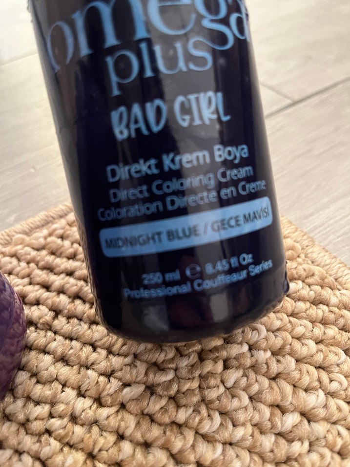 Gece mavisi ve Violet Mor saç boyası - Görsel 2