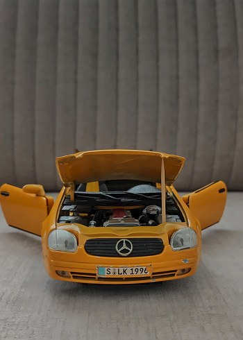 Mercedes Slk 230 Oyuncak Araba