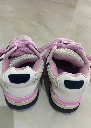 Bershka Hello Kitty mania skater spor ayakkabı - Görsel 5