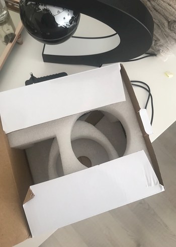 Ofis Masaüstü Manyetik Yüzer Dünya Küresi - Görsel 4