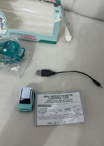 Bileğe Takılan Saat Kontrollü Renkli Işıklı Oyuncak Araba - Görsel 11