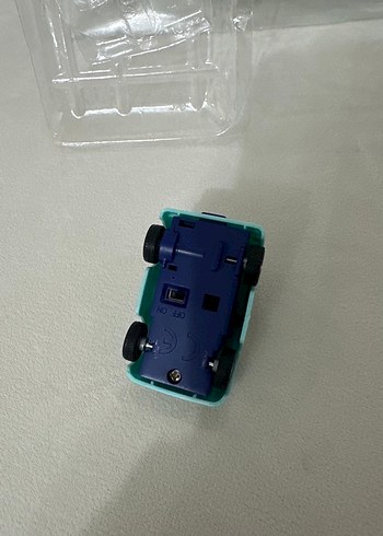 Bileğe Takılan Saat Kontrollü Renkli Işıklı Oyuncak Araba - Görsel 9