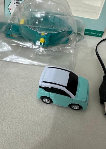 Bileğe Takılan Saat Kontrollü Renkli Işıklı Oyuncak Araba - Görsel 7