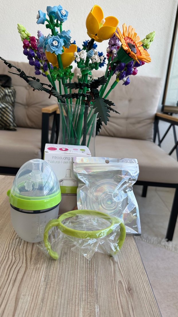 Pembe ve Yeşil Renk Antikolik Slikon Bebek Biberonu ve  Seti - Görsel 4