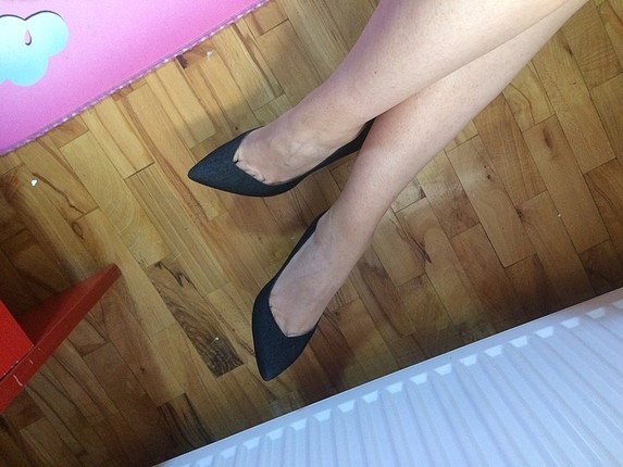 Koyu kot rengi stiletto