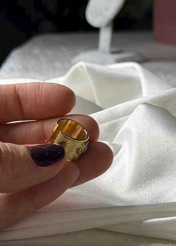 İşlemeli Düğmeli Altın Kadın earcuff - Görsel 5