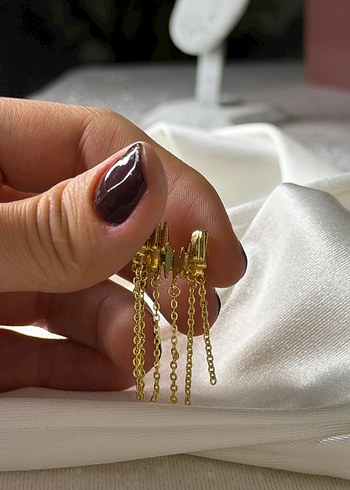 Zincir Detaylı Mini Altın Earcuff - Görsel 3