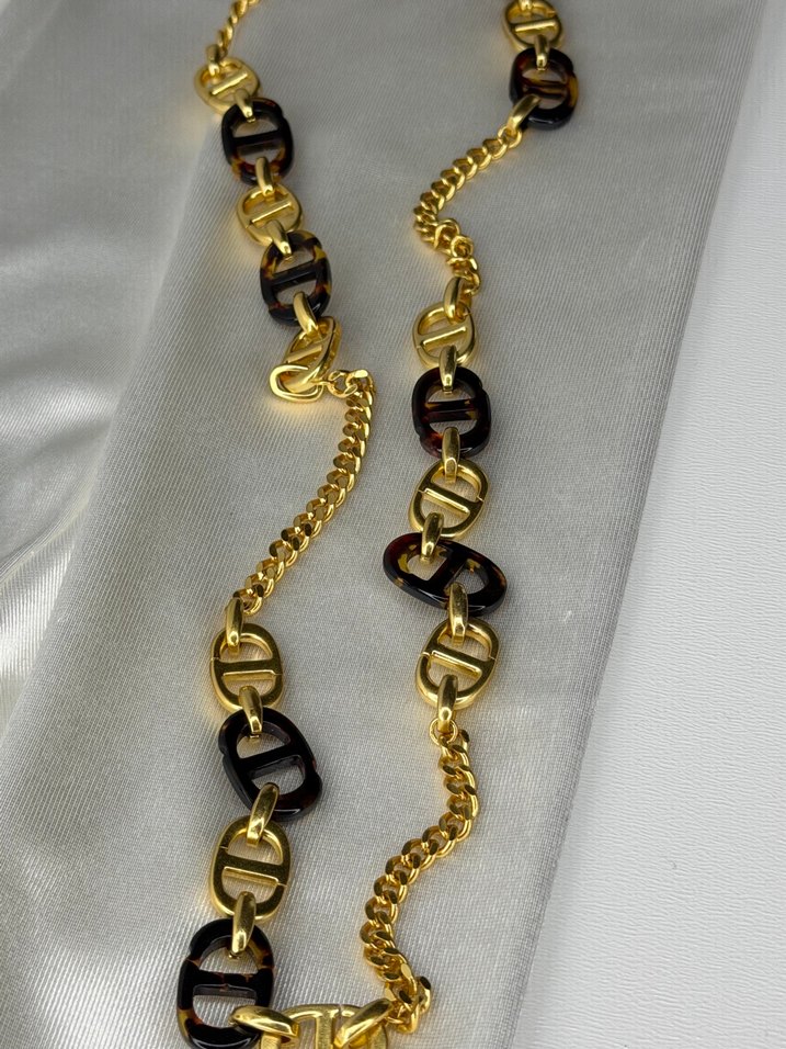 Zincir Detaylı Altın Renk Uzun Kolye - Görsel 5