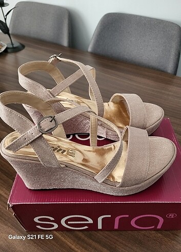 Dolgu topuk abiye sandalet  - Görsel 6