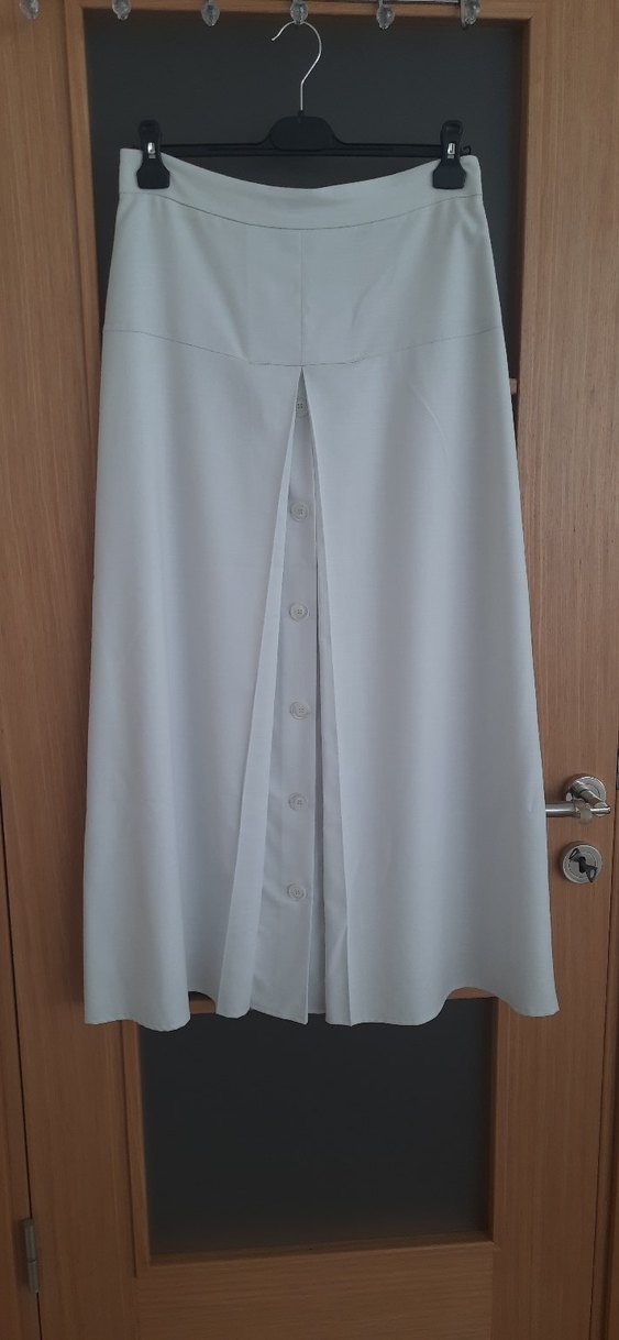 Bej Uzun önden Piliseli Kadın Etek - Görsel 3