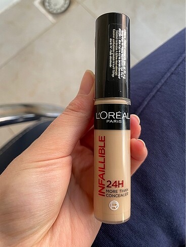 L'Oréal Paris infailible kapatıcı