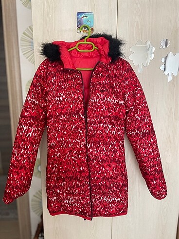 Nike kaz tüyü mont - Görsel 2