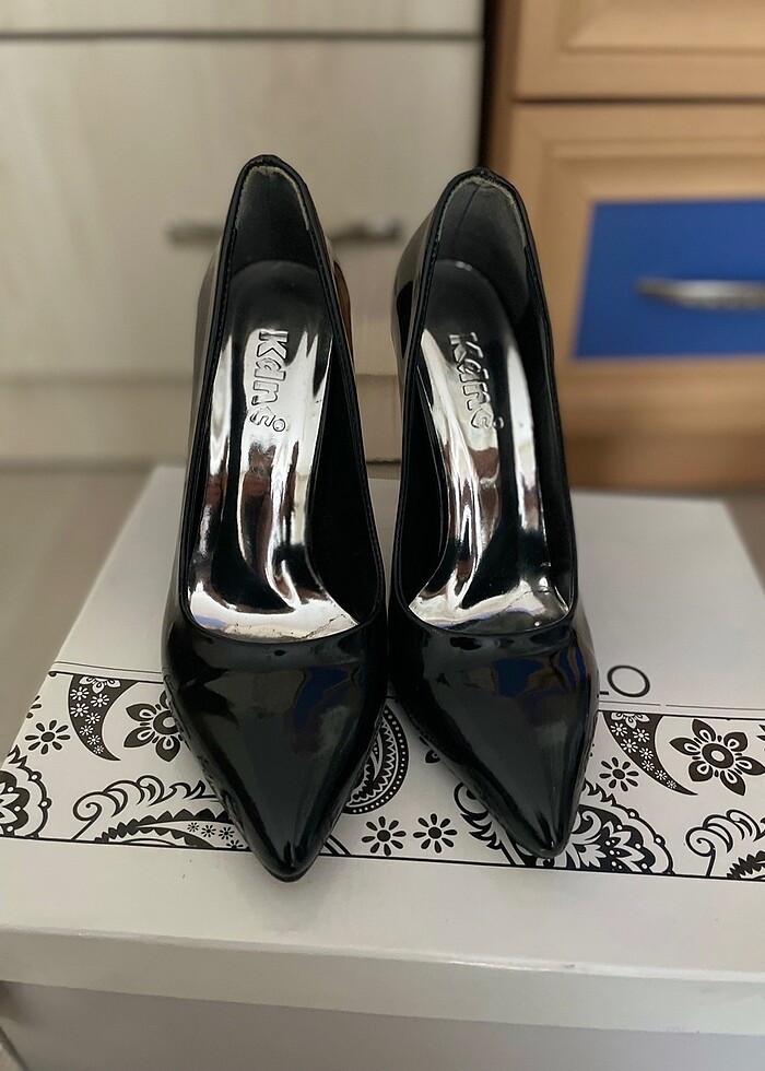 Topuklu ayakkabı - Görsel 4