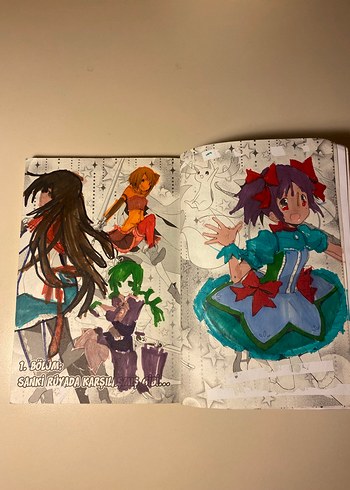 Beden Renk Büyücü Kız Madoka Magica Cilt - 1