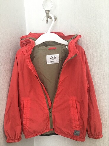 Zara yağmurluk ceket mont