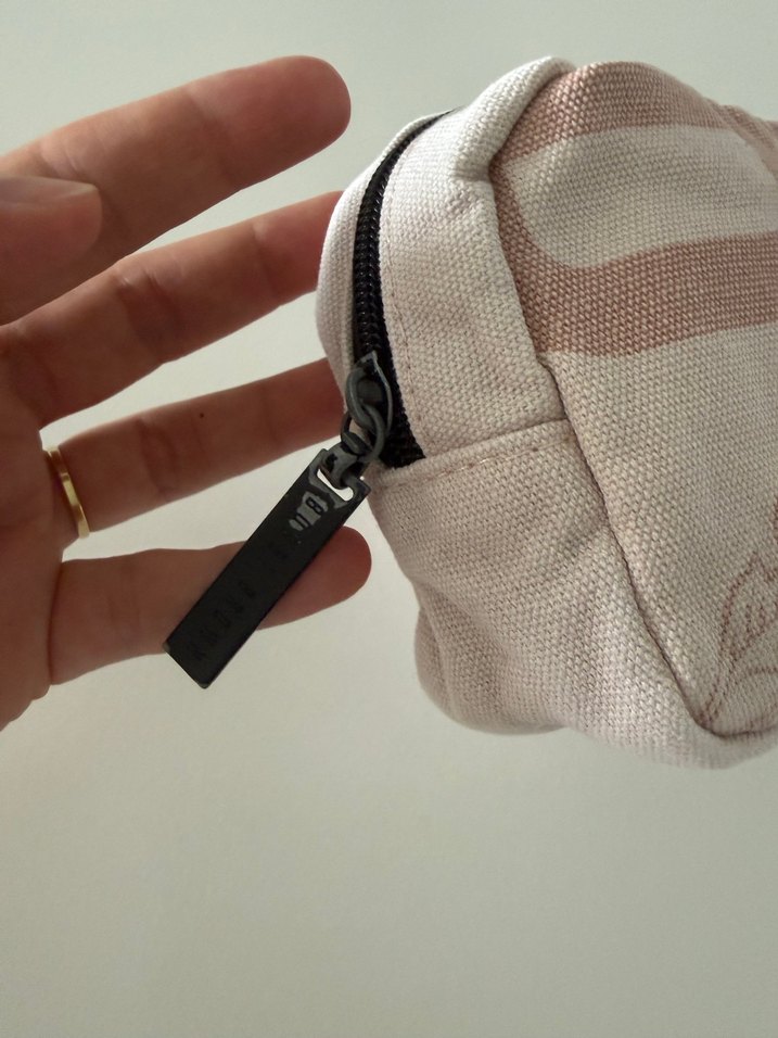 Bobbi Brown Makyaj Çantası - Görsel 3