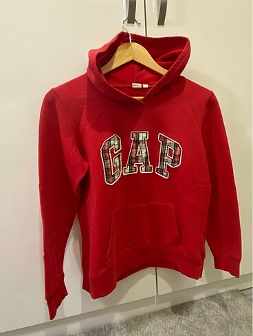 GAP Sweatshirt