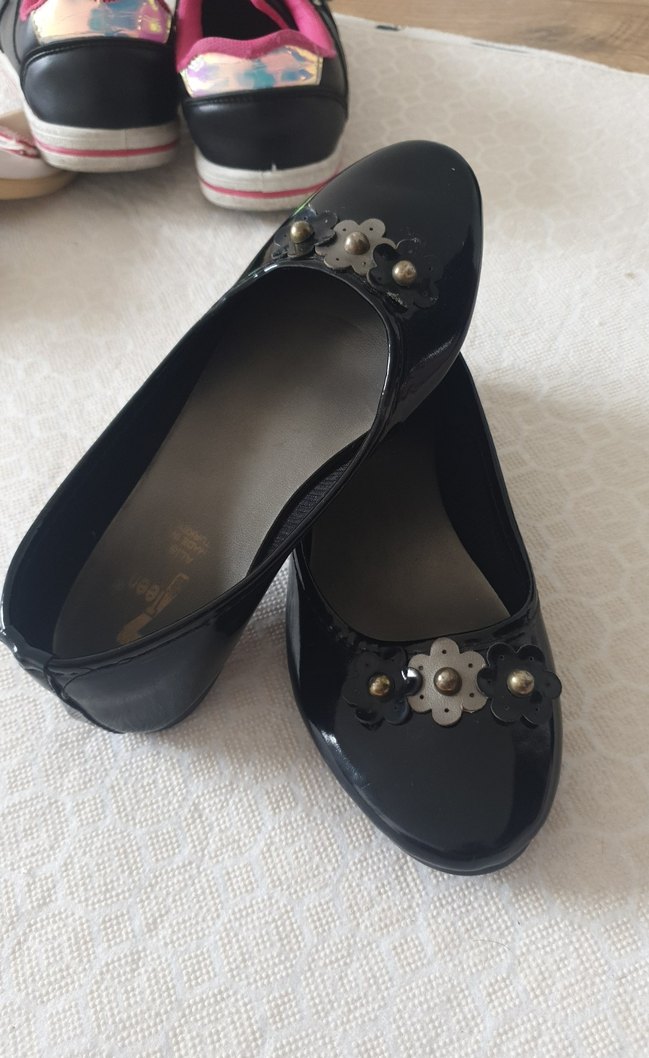 Kız Çocuk Siyah Kemerli Çiçekli Babet - Görsel 4