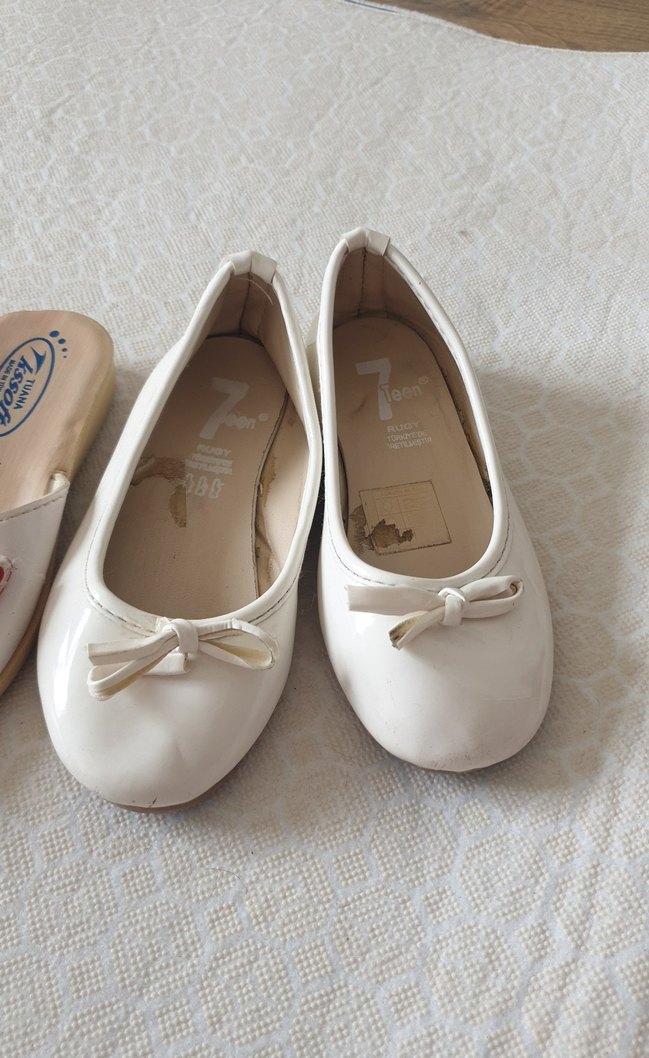 Kız Çocuk Beyaz Elastik Babet Ayakkabı - Görsel 2