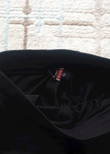 Bel Detaylı Haki  Şortu - Görsel 4