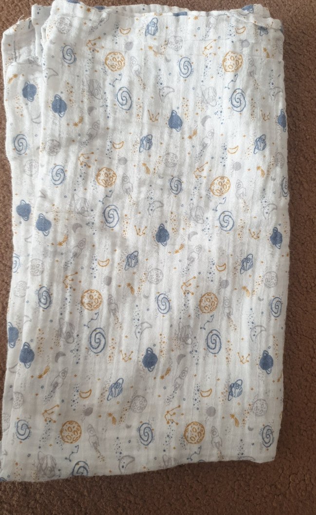 Nakışlı Beyaz Pamuk Bebek Battaniyesi - Görsel 4