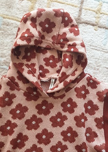 Kızlar için Kapüşonlu Örgü Poncho - Görsel 2