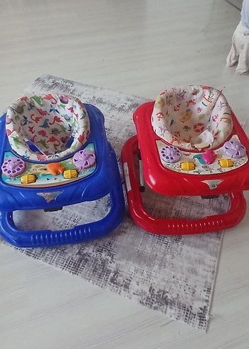 Fisher Price Renkli Çok Fonksiyonlu Bebek Yürüteçleri