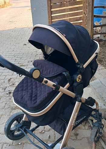 Diğer Siyah Bebek Arabası, Rahat ve Dayanıklı