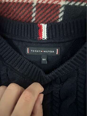 m Beden Tommy lacivert kazak
