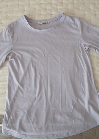 lila tshirt