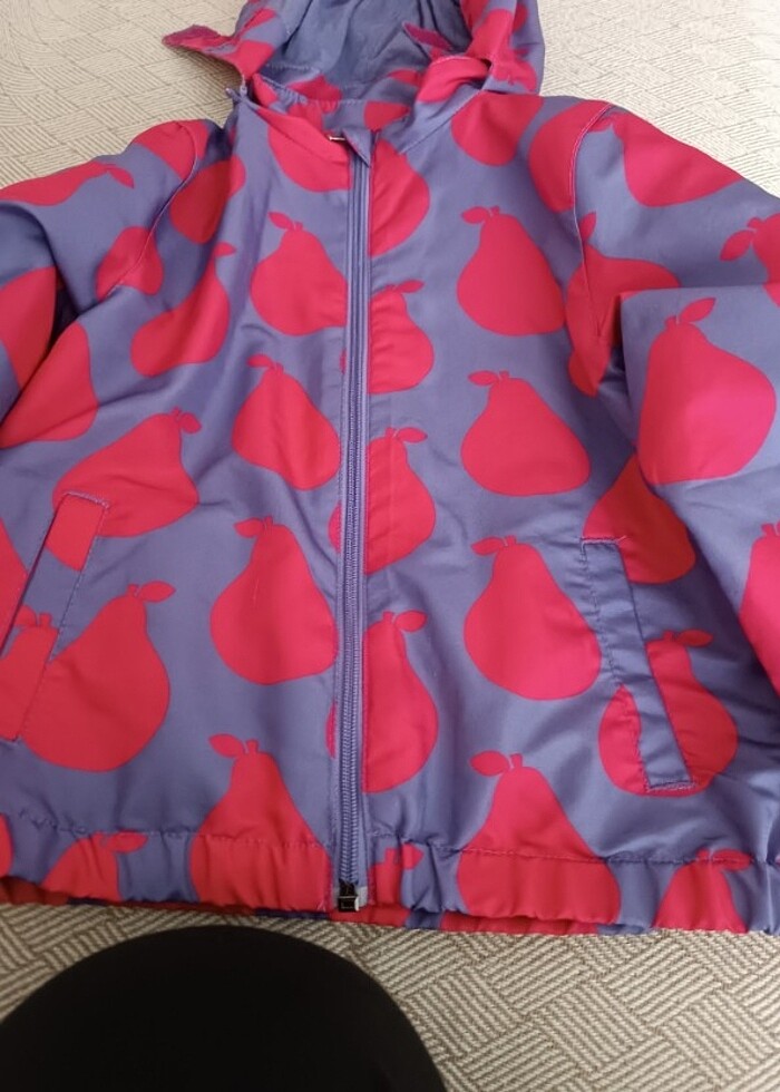 Trençkot yada ince mevsimlik hırka gibide kullanilr - Görsel 3